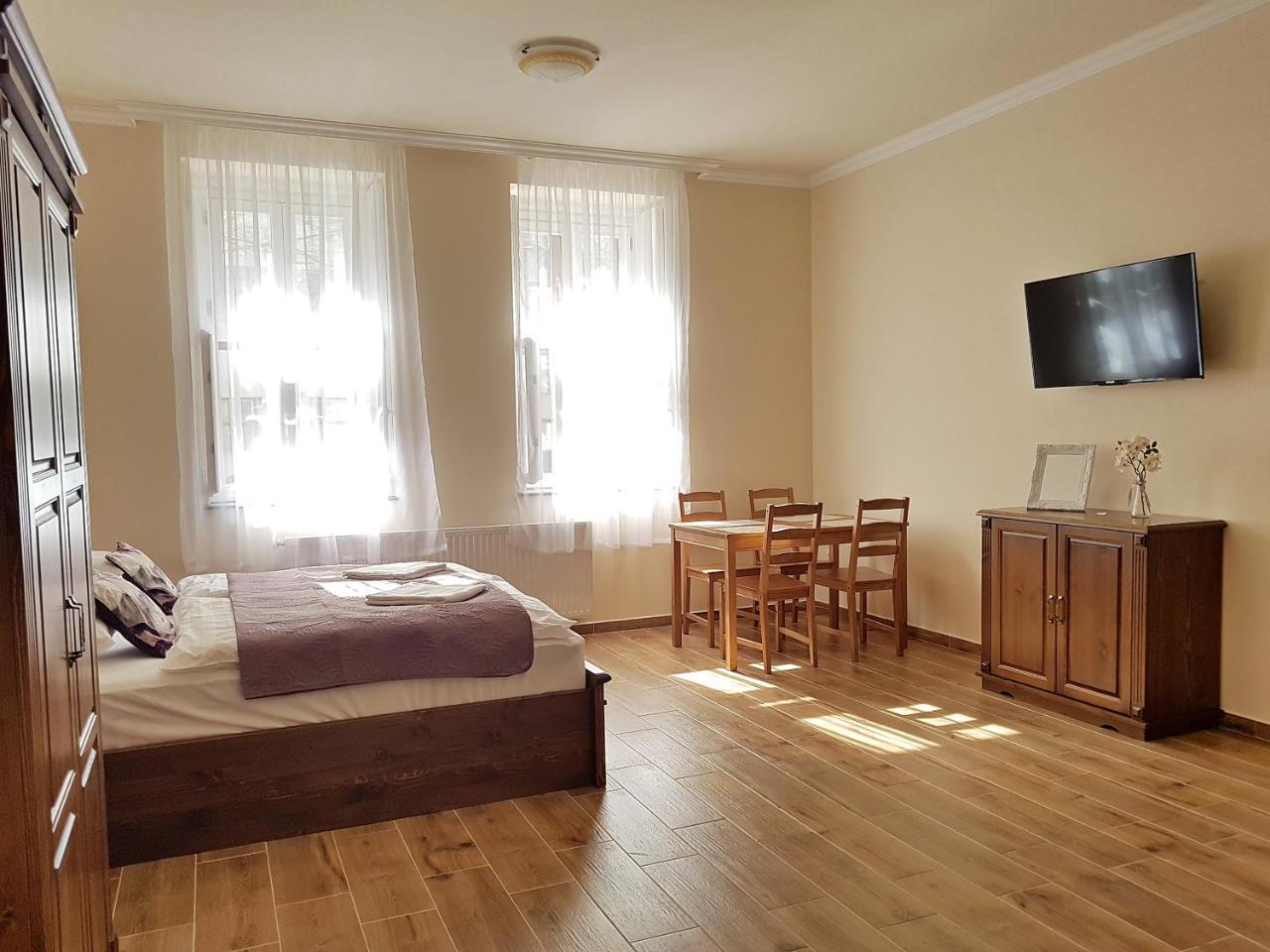 Toscana Apartman 久洛 外观 照片