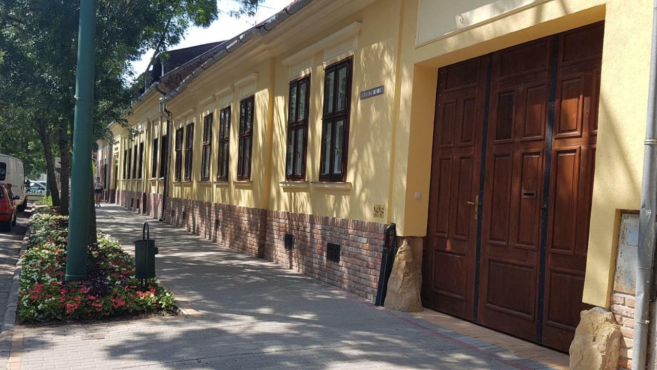 Toscana Apartman 久洛 外观 照片